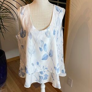 Blue Leaf Print Sleeveless Top